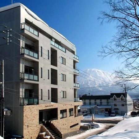 Mountainside Palace Kutchan Bagian luar foto